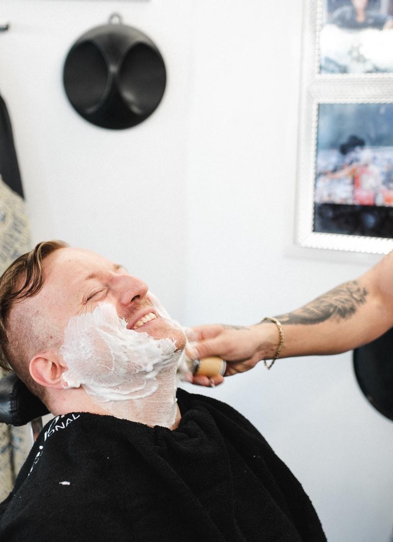 Klassische Nassrasur und Bartpflege bei Wellcut & Beauty Grünstadt